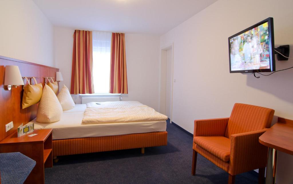 Hotel -Restaurant Taormina Birkenfeld  Екстериор снимка